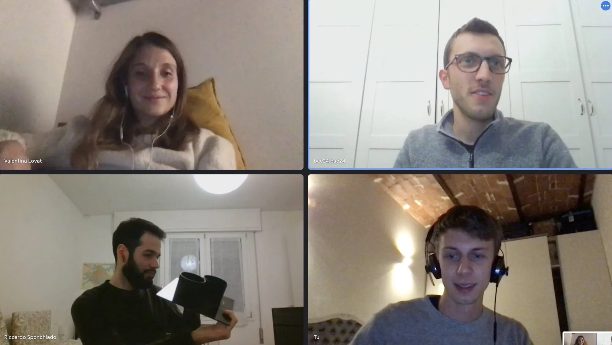 Il team di Re-fè in videochiamata